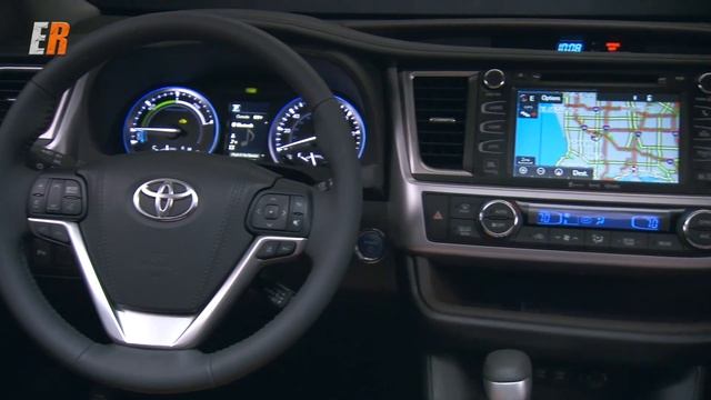 2017 Toyota Highlander Hybrid Review - What's the Difference? смотреть онлайн