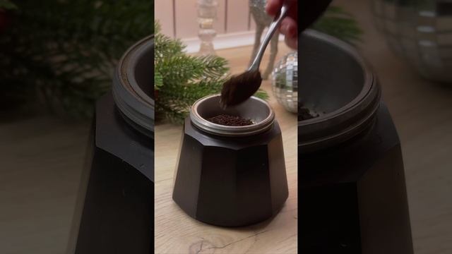 Ароматный зимний кофе с халвой. Очень простой и вкусный рецепт смотреть онлайн