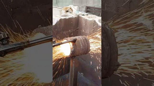 Oxyacetylene Cutting: Oxygen + Acetylene = Oxyacetylene Training Session смотреть онлайн