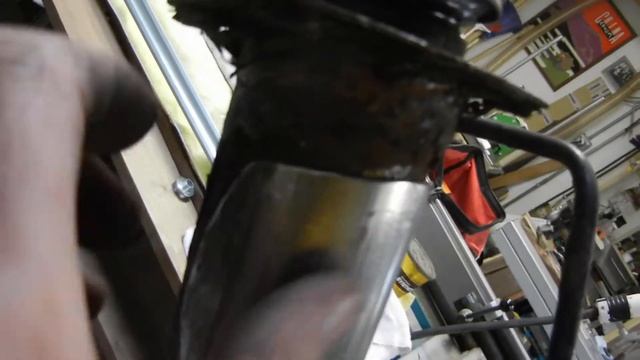 Suzuki Esteem Gas Filler Pipe Repair (part 6) смотреть онлайн