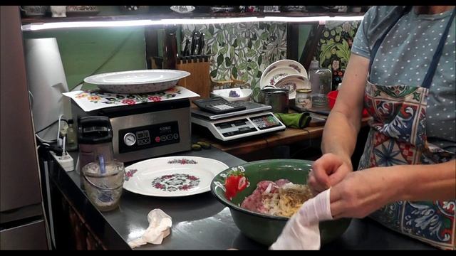 НА НАШЕЙ КУХНЕ ВКУСНО И УЮТНО смотреть онлайн