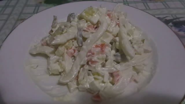 Праздничный Салат из Кальмаров с Овощами. Просто и Очень Вкусно. смотреть онлайн