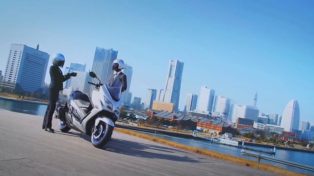 YAMAHA XMAX & HONDA FORZA KEDATANGAN MUSUH BERAT | SUZUKI BURGMAN 400 смотреть онлайн