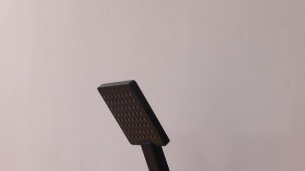 Смеситель для ванн и душа Night, Alcora, цвет черный матовый