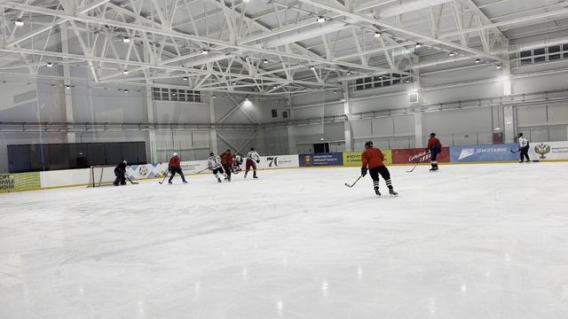 Вегас - Стальгрупп 7.12.2024 - 1 период