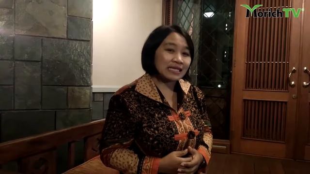 GerejaInternet.com : Ester Yang Patuh Kepada Pamannya смотреть онлайн