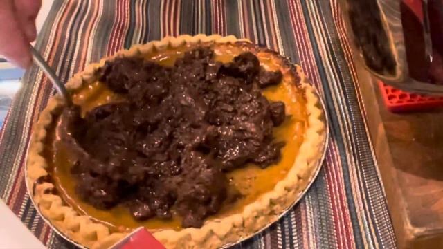 What’s InSTORE Fridays - Toffee Praline Pumpkin Pie смотреть онлайн