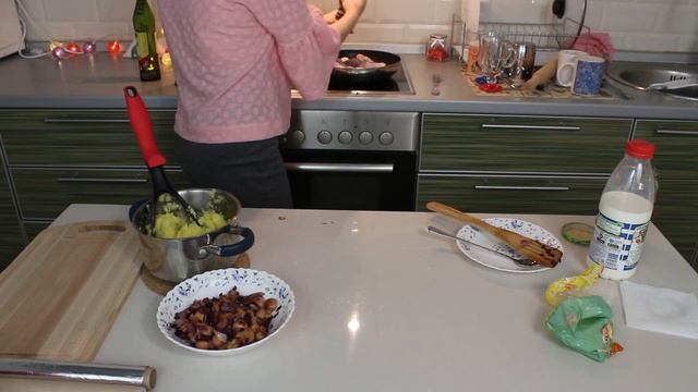 ЛУЧШЕЕ БЛЮДО НА НОВЫЙ ГОД ► КУКИНГ смотреть онлайн