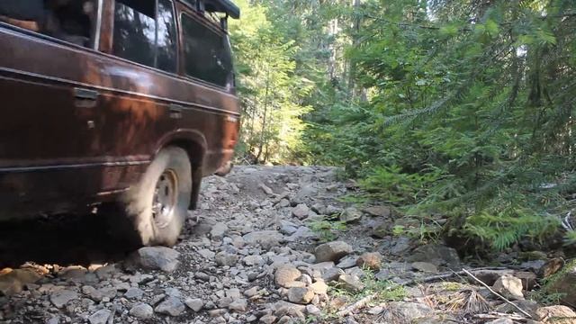 Toyota Land Cruiser with Diesel Swaps 4bd2T ARB Lockers смотреть онлайн
