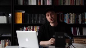 Книги первой необходимости. Томас Пинчон «V»