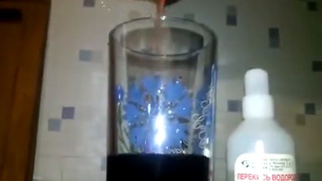 Юные Химики. Много пены смотреть онлайн