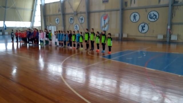 Турнир по футболу среди девочек! смотреть онлайн