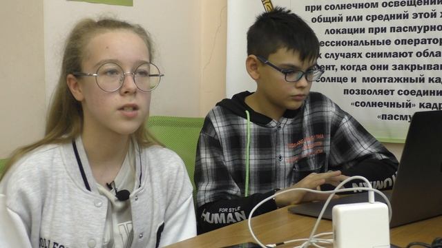 Блиц-опрос "2 месяца без телефона" смотреть онлайн