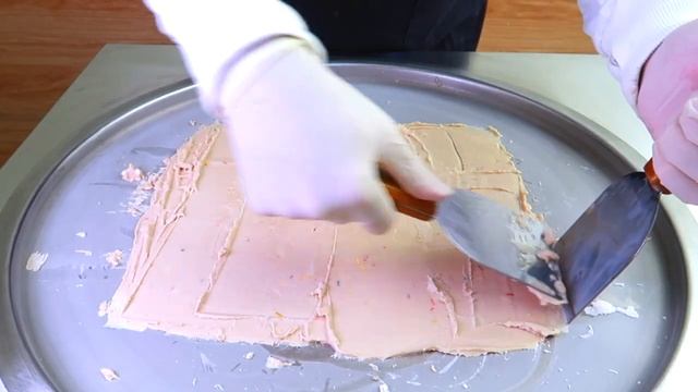 7UP Cherry ice cream rolls street food. смотреть онлайн