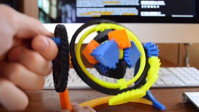 Amazing Gyroscopic Cube Gears! смотреть онлайн