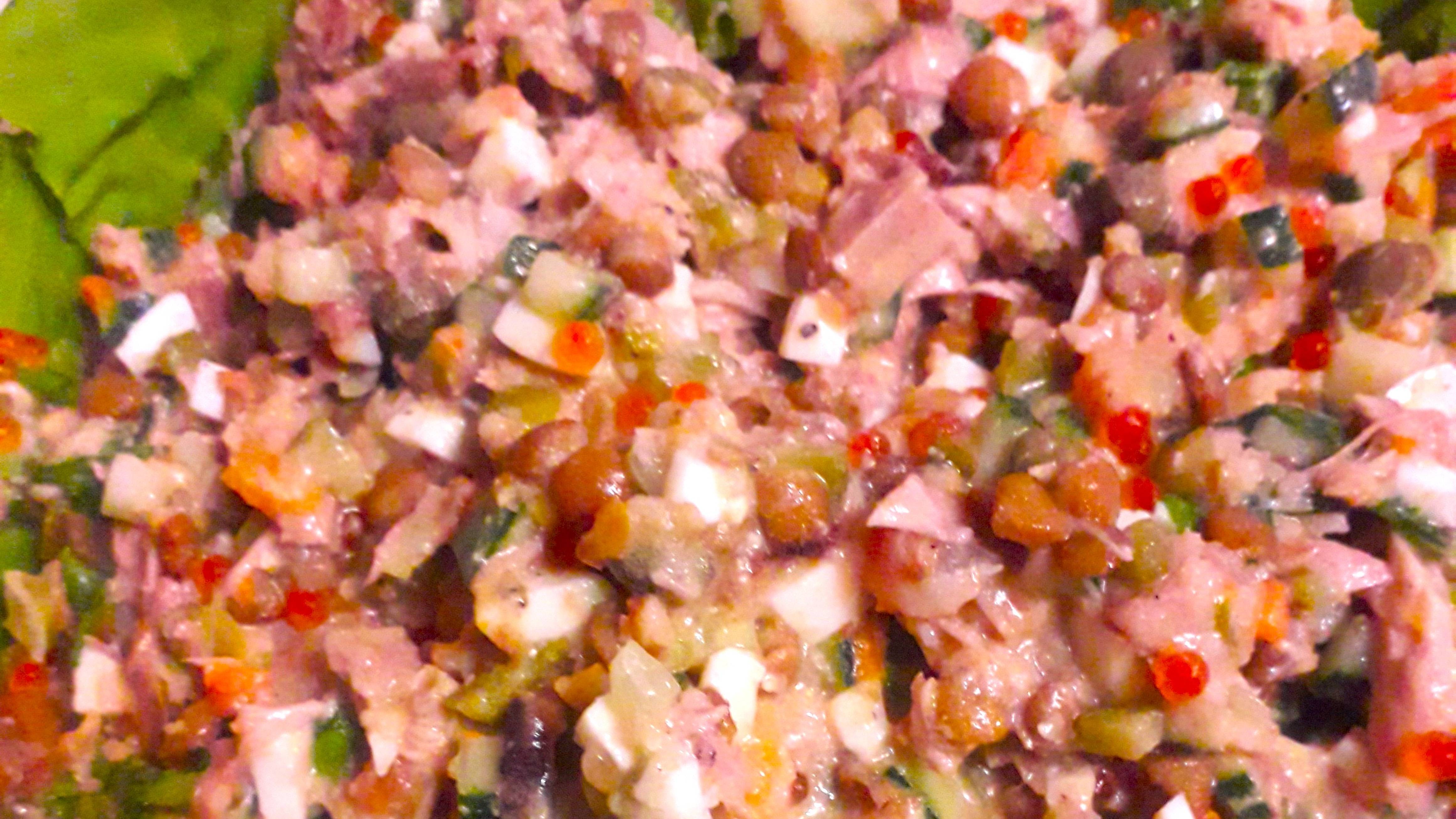 Оливье к Новому году. Авторский рецепт от Надежды Потешкиной смотреть онлайн