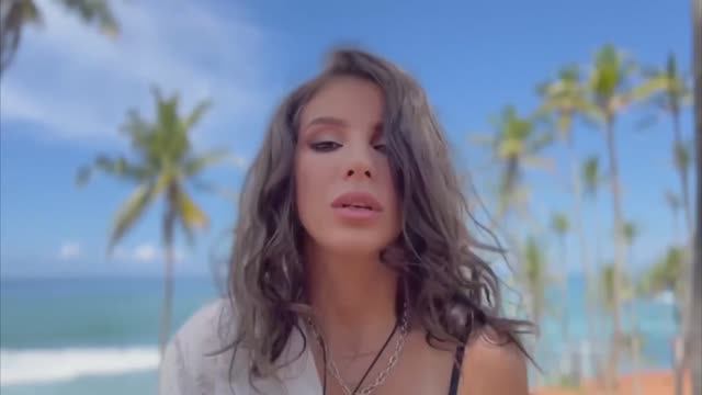 Губы - Александра Стрельцова (Саша Стрела) / MOOD VIDEO смотреть онлайн
