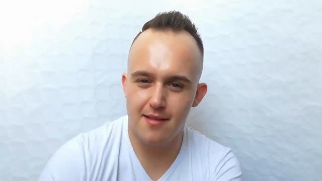 SKANDAL! TEFLON W KREMIE NA TWARZ?! KOSMETYKI URIAGE! смотреть онлайн