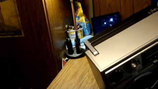 a look at-a short review on a innovative technology boom box смотреть онлайн