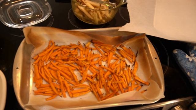 SUPERBOWL SUNDAY PARTY FOOD: Instant Pot Kalua Pork Nachos, Burgers and Fries смотреть онлайн