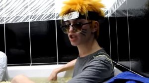 Йоу, Собаки я Наруто узумаки и да и кстати я будущий хакаге