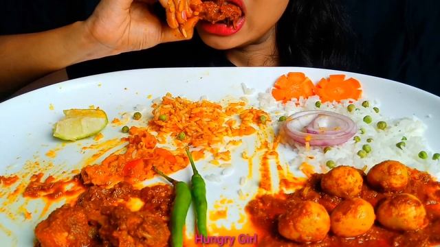 ASMR:EATING SPICY CHICKEN MASALA CURRY,CHITA ROTI,SPICY QUAIL EGG VUNA,RICE,LEMON,CHILLI|HUNGRY GIR
