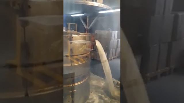 Profesjonalne czyszczenie filtrów DPF FAP i katalizatorów . Czyszczenie ciężarowego dpf w Volvo смотреть онлайн