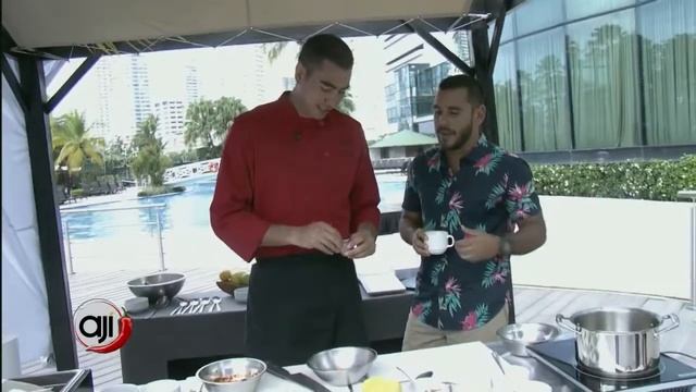 Receta Ají: Tartar de salmón con recao rojo смотреть онлайн