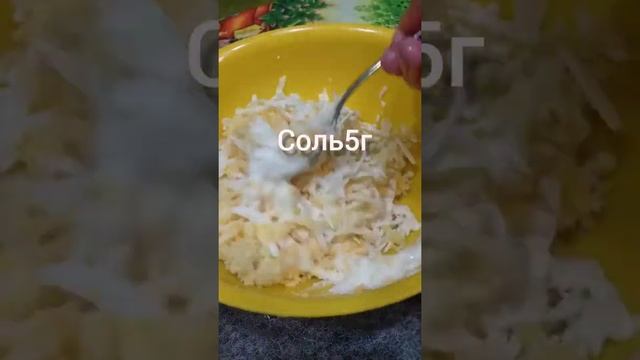 Кухня в стиле декоративного модерна