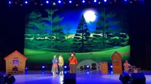 Театральная постановка «Маша и медведь»