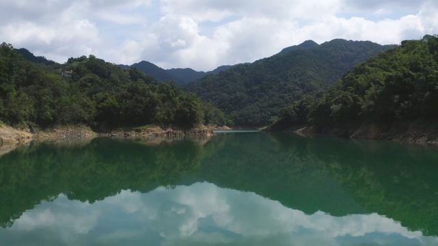 457788_Drone Landscape_Lake_3840x2160 смотреть онлайн