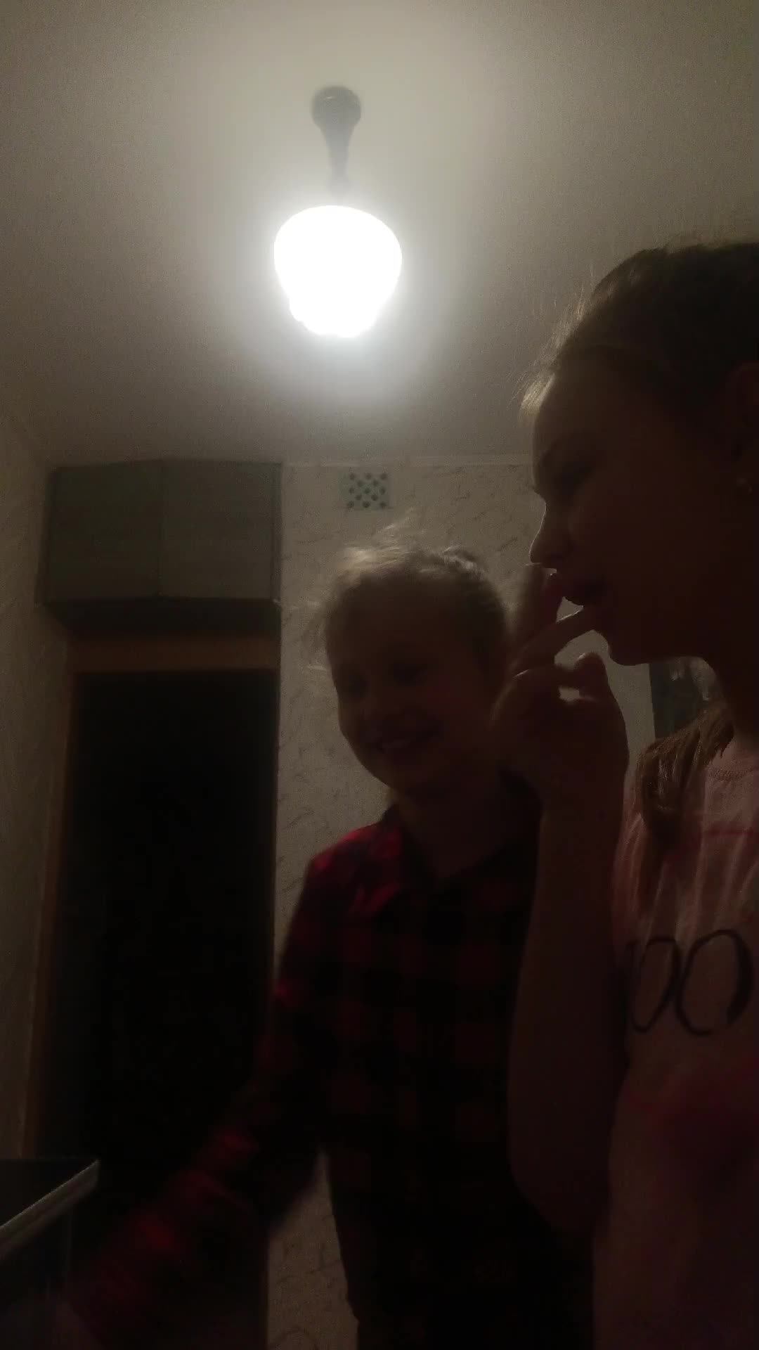 следующую смотреть онлайн