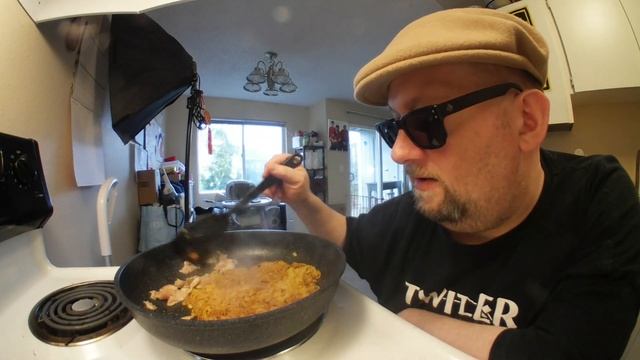 A Weird Ramen Recipe Because I Have A Cold смотреть онлайн