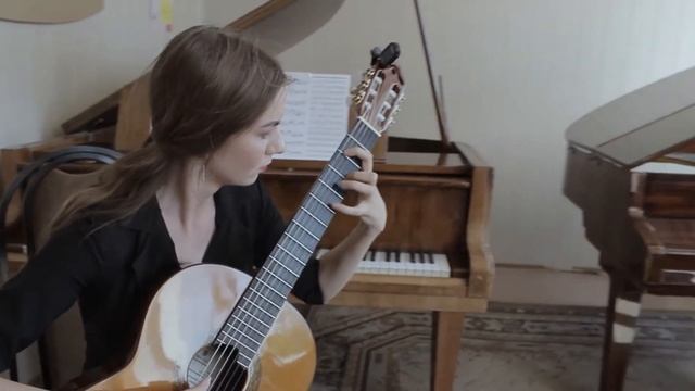 Мария Гинч                     J.S.Bach - Allegro Assai From 3rd Violin Sonata.