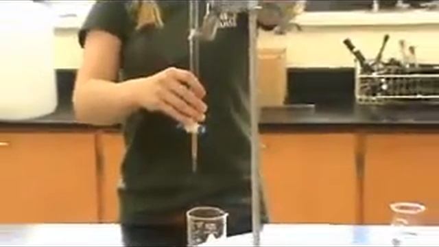 Preparing a Buret for Titration смотреть онлайн