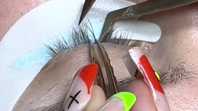 Removal Methods with Tweezers | How to Remove Lash Extensions || Thee Lash Babe смотреть онлайн