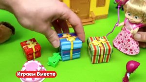 Играем вместе в игрушки из мультика Маша и Медведь !