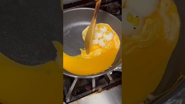 Рисовые_цыплята_в_гнезде_Сытный_и_веселый_завтрак_для_всей_семьи👍 смотреть онлайн