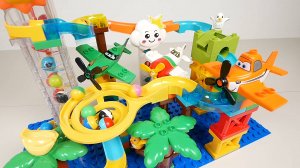 Развивающие детские игрушки. Гонка шариков. Волновой склон. Животные. Конструктор ЛЕГО Дупло