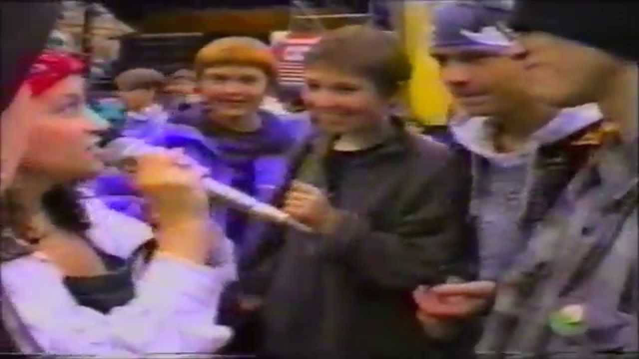 ЛУЖНИКИ - РЭП ТУСОВКА 90-Х смотреть онлайн