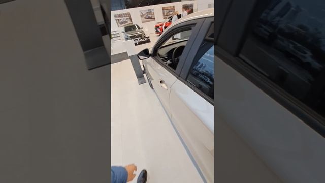 «Жига Эмигрант»: самый доступный китайский седан смотреть онлайн