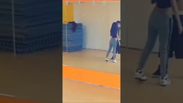 Justin Bieber & Selena Gomez ooohhh 💞💘💕😍🥰❤️❤️and Hailey 🙁🧐😏#justinbieber #selenagomez #haileybieber смотреть онлайн