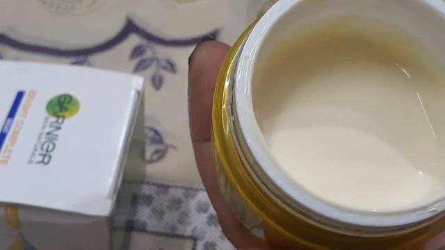 I Tried Garnier Bright Complete Vitamin C Yoghurt Night Cream 🌙 смотреть онлайн
