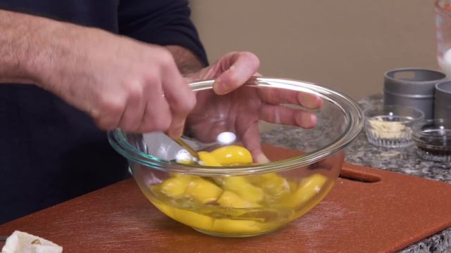 Christmas Day Egg Souffle // Tiny Kitchen Big Taste смотреть онлайн