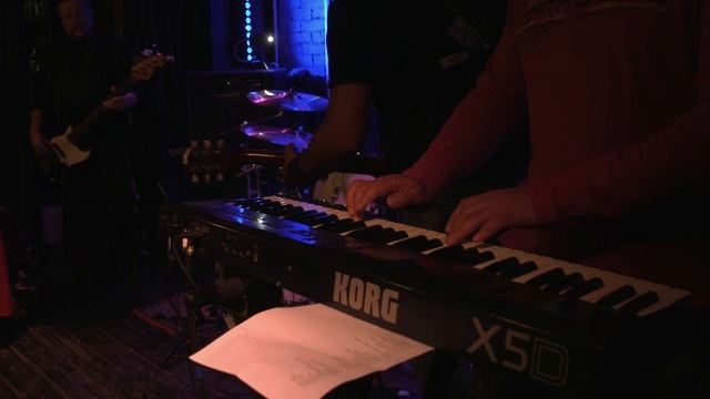 01. Белый ветер – Женщина с Бородой в Бродячей Собаке 15 сентября 2024