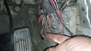 Toyota Vista, не работает ЦЗ, свет в салоне и часы. Поиск неисправности