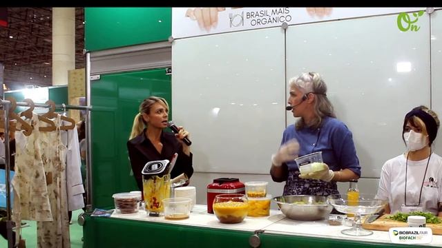 Pudim Maracumanga e a famosa guacamole do Carrito Organic com Kátia Bagnarelli e a chef Camila Borb смотреть онлайн