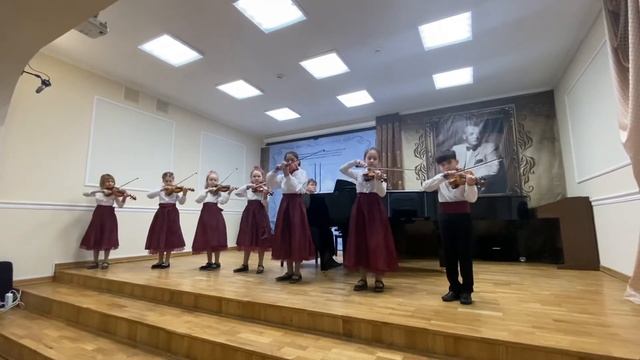 Э.Бозза Менуэт пажей (в три голоса) смотреть онлайн