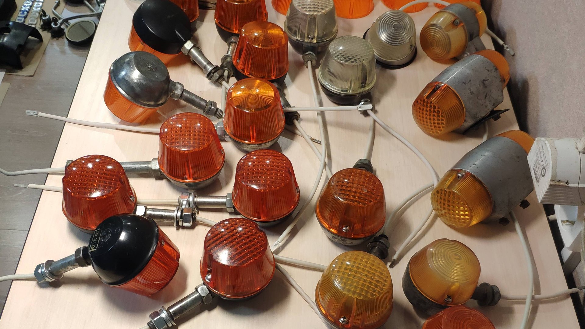 Поворотники и запчасти для мотоциклов ИЖ смотреть онлайн