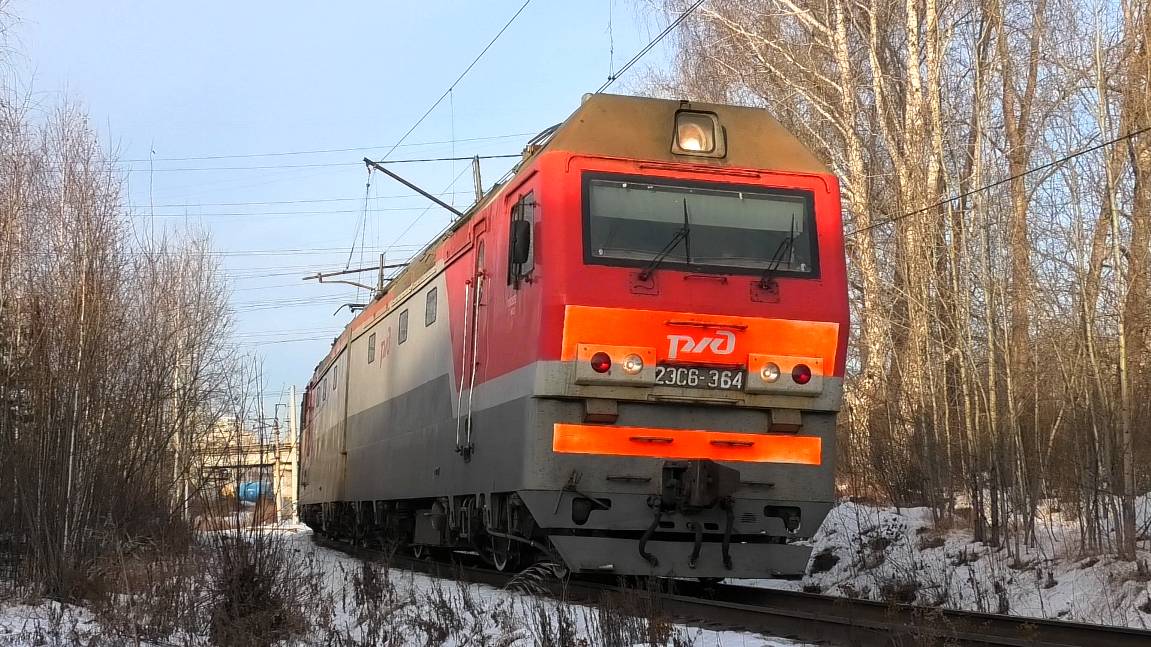 2ЭС6-364 "Синара" с грузовым поездом смотреть онлайн